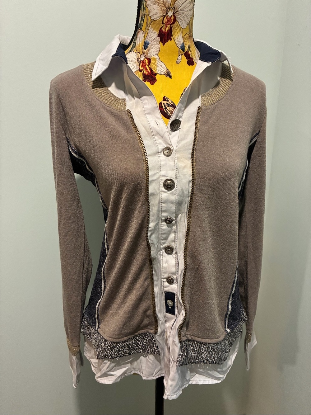 Dolcezza Size Medium Women’s Layered Look Multi-Media Top Cardigan